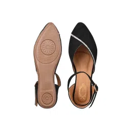 Shoetopia Kids Black Casual Sandals image 4