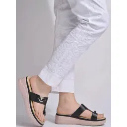 Shoetopia Kids Black Toe Ring Wedges-picture-10