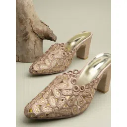 Shoetopia Kids Pink Ethnic Sandals-picture-23