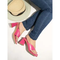 Shoetopia Kids Pink Thong Sandals-picture-12