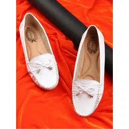 Shoetopia Kids White Casual Loafers-picture-39