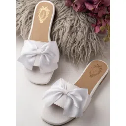 Shoetopia Kids White Casual Sandals-picture-40