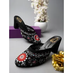 Shoetopia Pointed Toe Woven Design Embellished Block Mules-picture-30