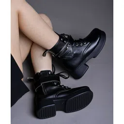 Shoetopia Solid Boots - Black-picture-35