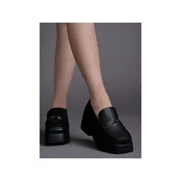 Shoetopia Stylish Solid Buckle Detailed Black Loafers for Women-picture-27