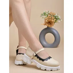 Shoetopia Women Printed Lightweight Loafers-picture-25