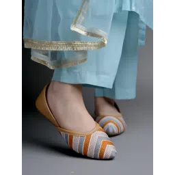 Shoetopia Women's Tan Casual Juttis-picture-41