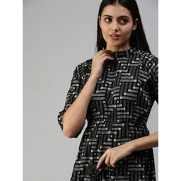 SHOWOFF Black A-Line Dress-picture-14