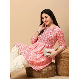 SHOWOFF Ethnic Motifs Printed Thread Work Thread Work Empire Kurti-picture-15