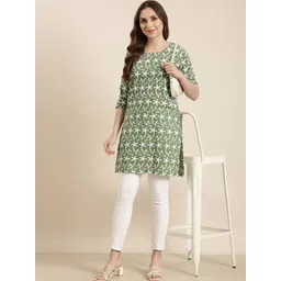 SHOWOFF Floral Embroidered Round Neck Kurti-picture-23