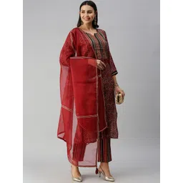 SHOWOFF Maroon Kurta with Trousers & With Dupatta-image-42