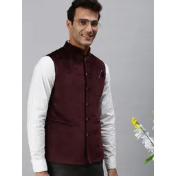SHOWOFF Men Burgundy Solid Nehru Jacket With Pocket Sqaure-picture-37