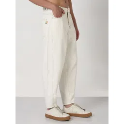 SHOWOFF Men Comfort Low-Rise Acid Wash Jeans image 2