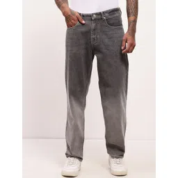 SHOWOFF Men Comfort Straight Fit Low-Rise Light Fade Acid Wash Jeans-picture-39