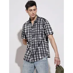 SHOWOFF Men Gingham Checks Checked Casual Shirt-picture-23