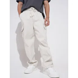 SHOWOFF Men Off White Relaxed Fit Cotton Cargos-picture-32