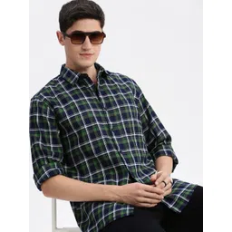 SHOWOFF Standard Slim Fit Tartan Checks Opaque Checked Cotton Casual Shirt-image-32
