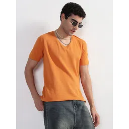SHOWOFF V-Neck Cotton T-shirt-picture-36