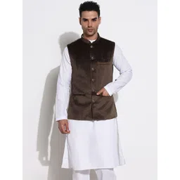 SHOWOFF Velvet Nehru Jacket With Pocket Square-picture-40