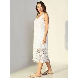 SHOWOFF Women Geometric Self Design Cut-Outs Crochet A-Line Midi Dress image 3