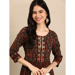 SHOWOFF Women Maroon Floral Printed Thread Work Block Print Anarkali Kurta-picture-35