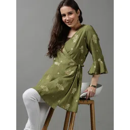 SHOWOFF Women Olive Green & Gold-Toned Printed Tie-Up Silk Shrug-picture-17