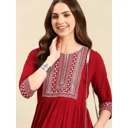 showoffff SHOWOFF Maroon Embellished Kurta image 1