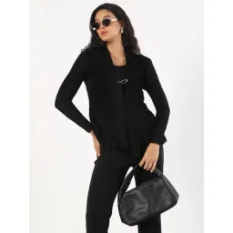 SHOWOFFFF Black Acrylic Self Shrug-picture-28