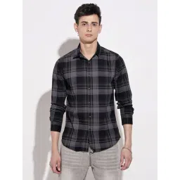 Showoffff Black Cotton Regular Fit Checks Shirt-picture-29