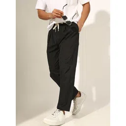 SHOWOFFFF Men Low-Rise Easy Wash Pleated Trousers-picture-24