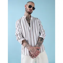 SHOWOFFFF Off White Cotton Relaxed Fit Striped Shirt-picture-12