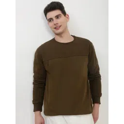SHOWOFFFF Olive Cotton Slim Fit Solid Sweatshirt-picture-28