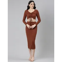 showoffff SHOWOFF Brown Acrylic Midi Crop Top With Skirt-picture-14