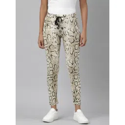 showoffff SHOWOFF Olive Printed Mid Rise Trackpants-picture-40
