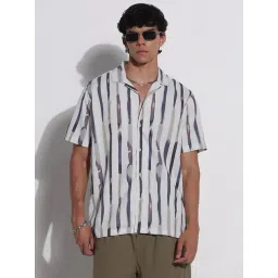 showoffff Showoff White Relaxed Fit Striped Shirt-picture-32