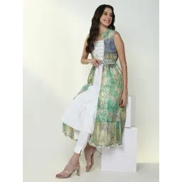 SHOWOFFFF White & Green Regular Fit Kurta With Overcoat & Belt-picture-32
