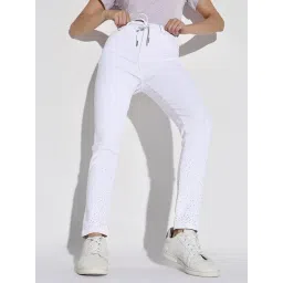 SHOWOFFFF White Denim Slim Fit Mid Rise Jeans-picture-23
