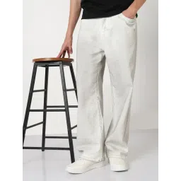 SHOWOFFFF White Straight Fit Jeans-picture-20