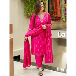 SHREE KHODAL FASHION Women Ethnic Motifs Embroidered Regular Chanderi Silk Kurta with Patiala & With Dupatta-picture-17