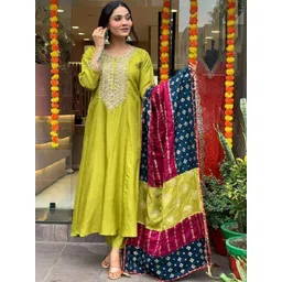 SHREE KHODAL FASHION Women Ethnic Motifs Embroidered Regular Thread Work Chanderi Silk Kurta with Trousers &-picture-12