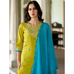 SHREE KHODAL FASHION Women Ethnic Motifs Embroidered Regular Thread Work Chanderi Silk Kurta with Trousers & image 4