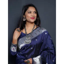 Shriyangan Ethnic Motifs Woven Design Zari Pure Silk Kanjeevaram Saree-picture-34