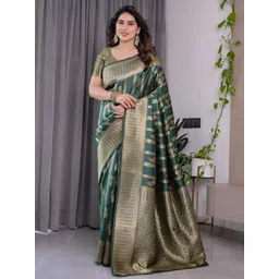Shriyangan Striped Woven Design Zari Pure Silk Kanjeevaram Saree-picture-36