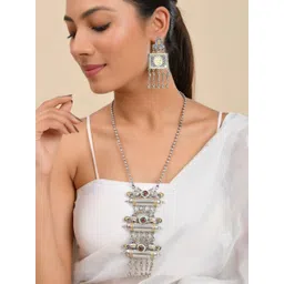 Silvermerc Designs Silver-Plated Kundan Stone Studded Jewellery Set-picture-23