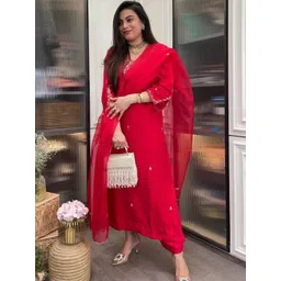 S.K.C Women Ethnic Motifs Embroidered Regular Thread Work Kurta with Patiala & With Dupatta-picture-24