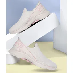 Skechers Women GO WALK 7 - MIA Natural Pink Walking Shoes Walking Shoes For Women-picture-17