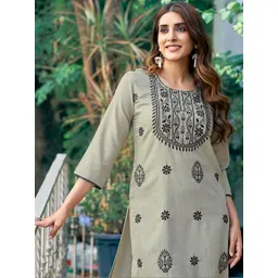 Skylee Pop Women Ethnic Motifs Embroidered Chikankari Kurta-picture-11