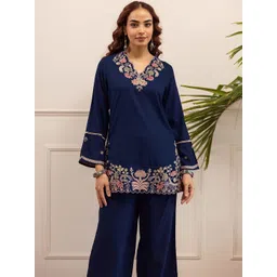 Skylee Pop Women Floral Embroidered Regular Thread Work Kurta with Palazzos-picture-26