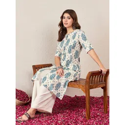 Skylee Pop Women Floral Printed Floral Kurta-picture-38