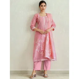 Skylee Pop Women Floral Printed Kurta with Trousers & Dupatta-picture-17